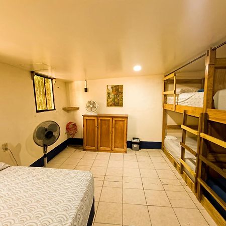 Hostal El Rio León Eksteriør bilde