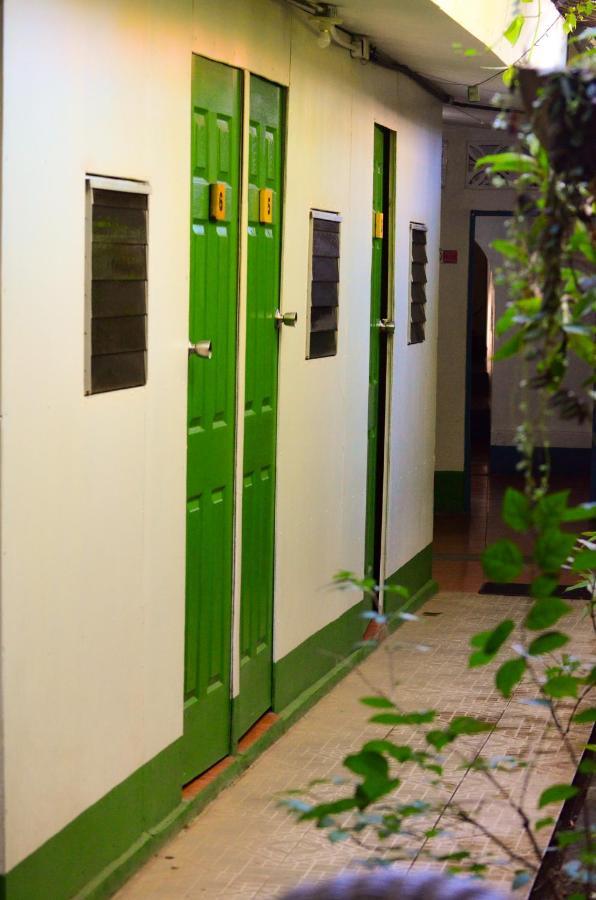 Hostal El Rio León Eksteriør bilde
