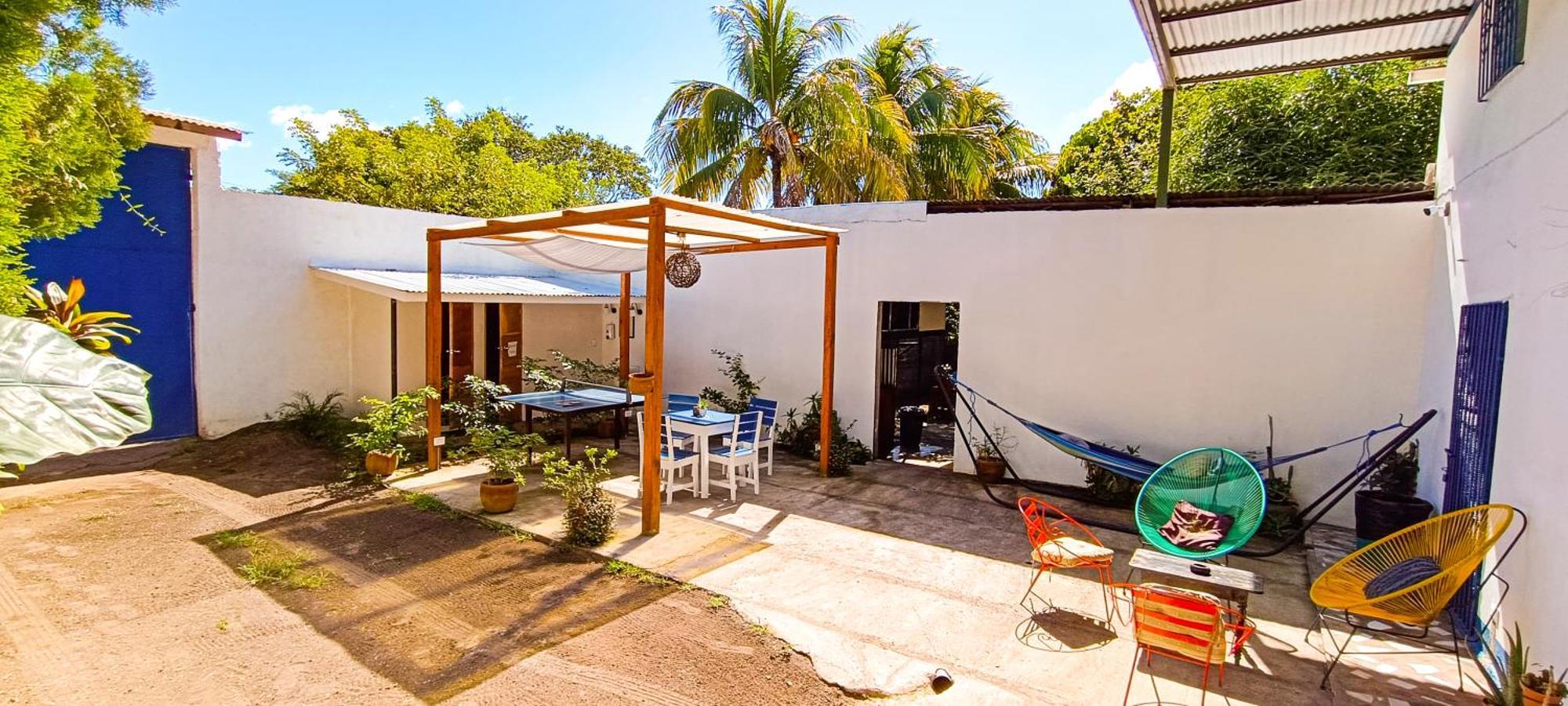 Hostal El Rio León Eksteriør bilde