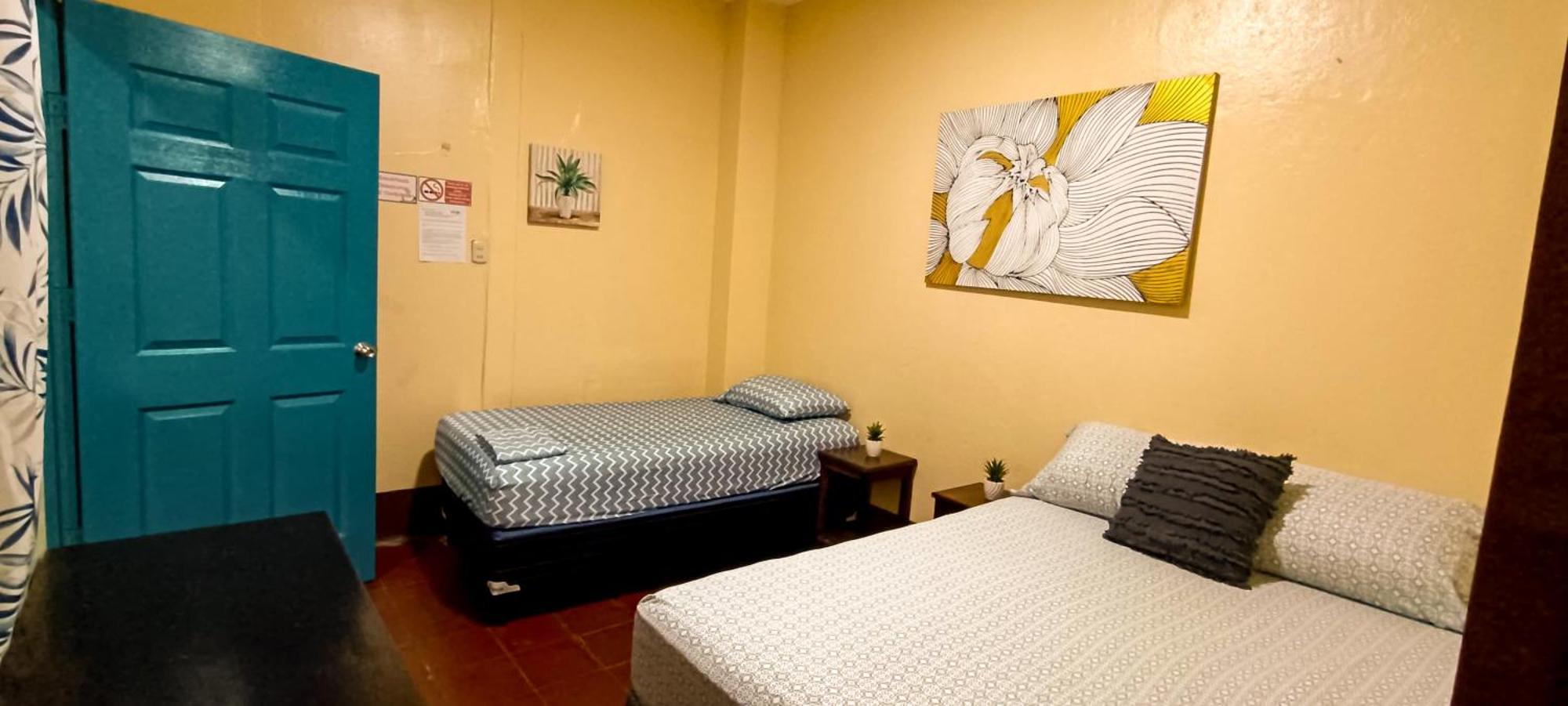 Hostal El Rio León Eksteriør bilde
