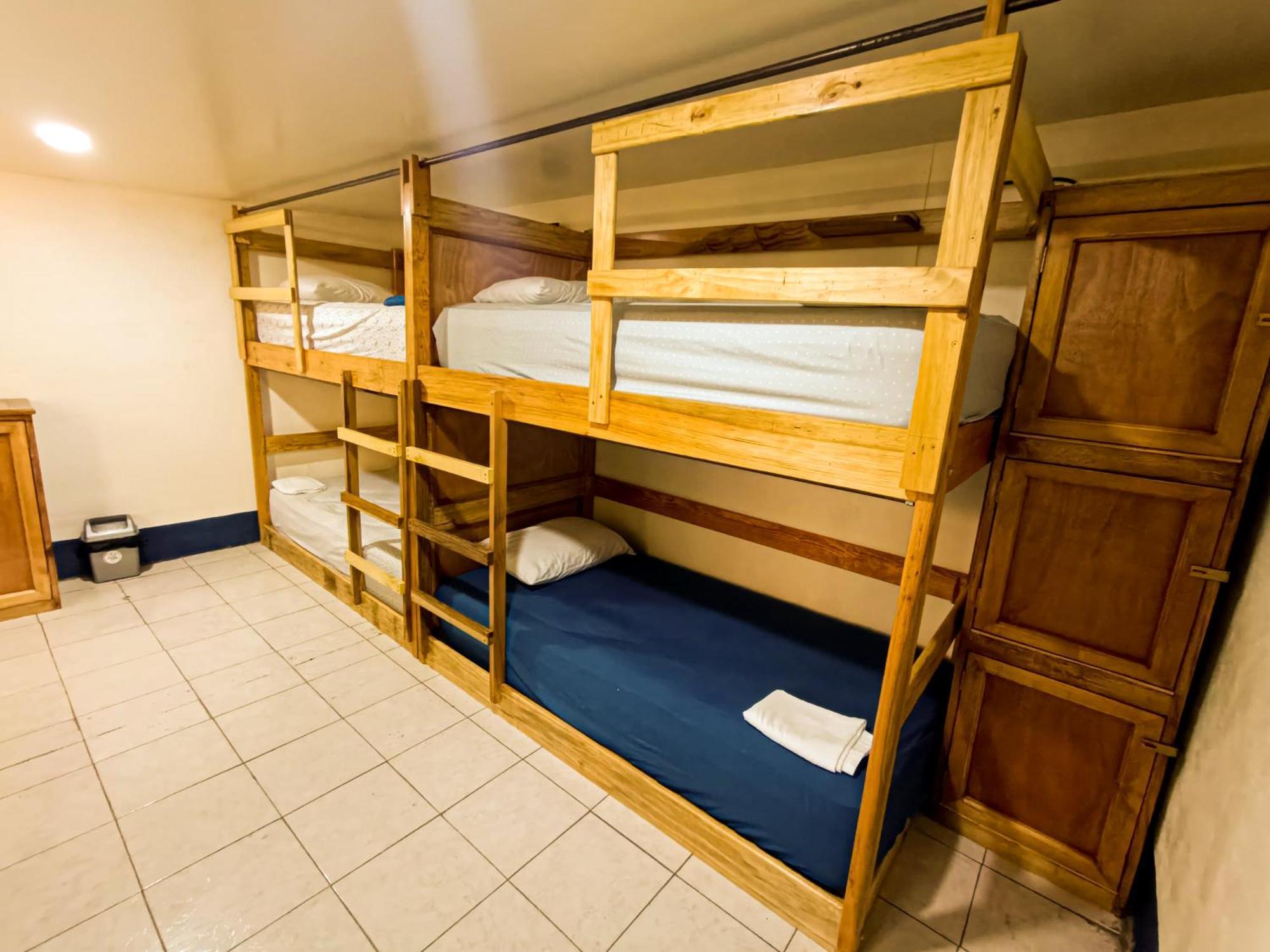 Hostal El Rio León Eksteriør bilde